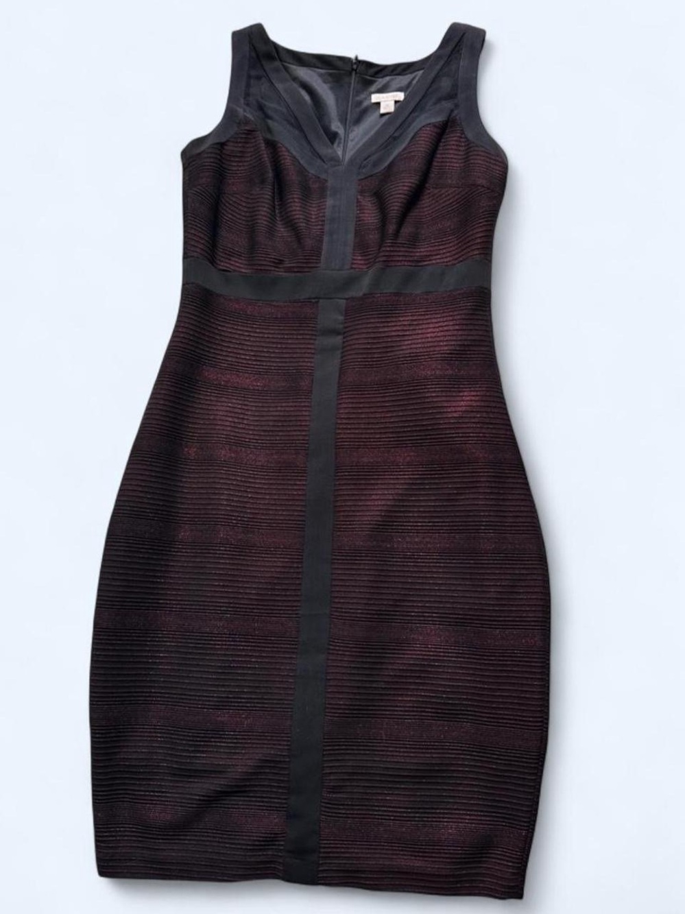Cache Sleeveless Bodycon Dress in Black and Deep Burgundy